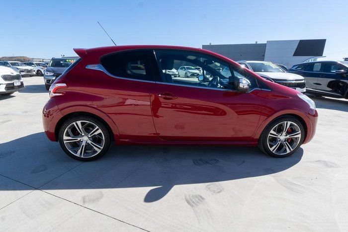 2013 Peugeot 208 GTi