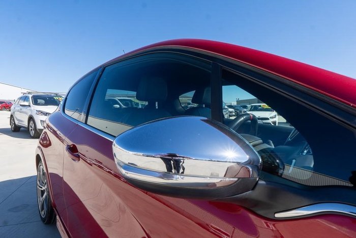 2013 Peugeot 208 GTi