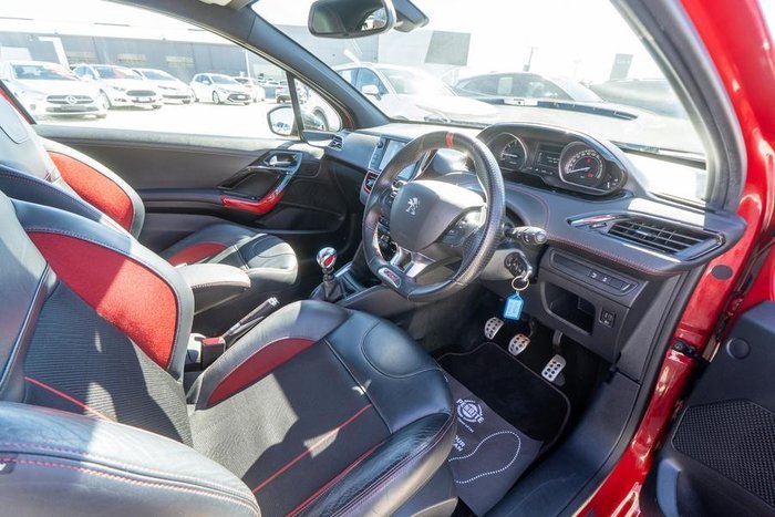 2013 Peugeot 208 GTi