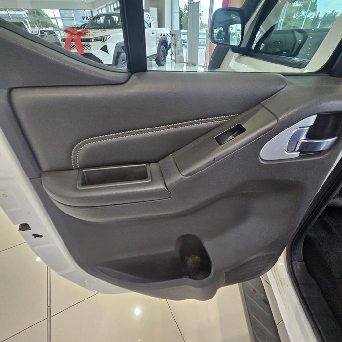 2014 Nissan Navara Titanium