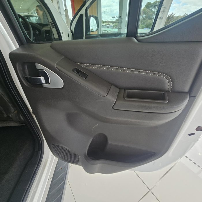 2014 Nissan Navara Titanium