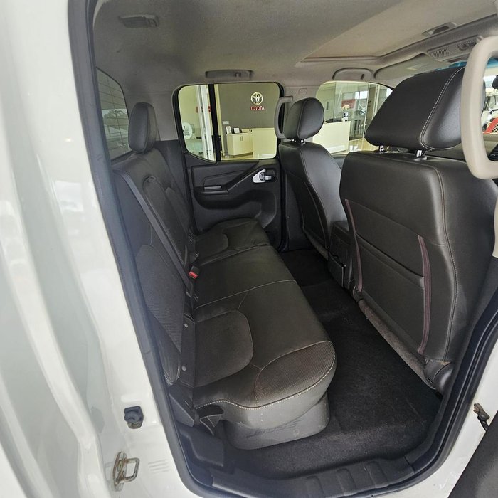 2014 Nissan Navara Titanium