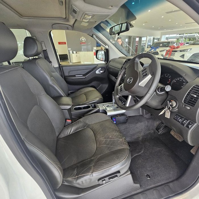 2014 Nissan Navara Titanium