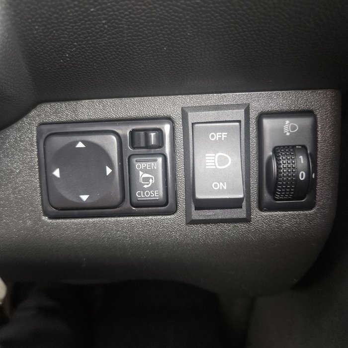 2014 Nissan Navara Titanium