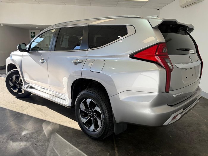 2025 Mitsubishi Pajero Sport GLS