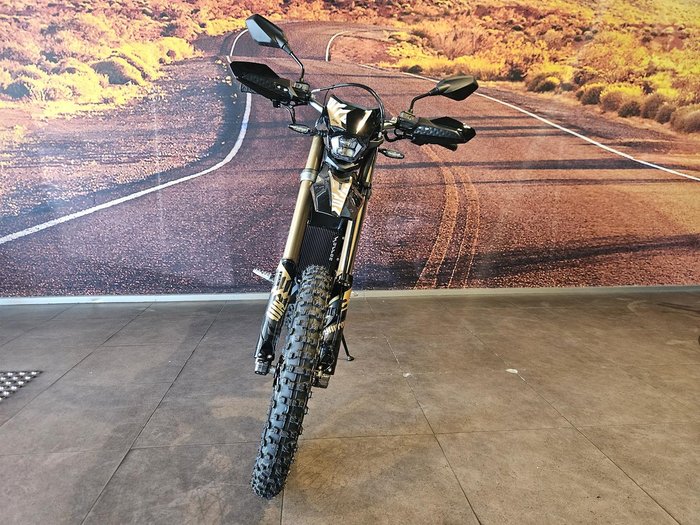 2025 Sur-Ron Ultra Bee X HP Ultra Bee Black