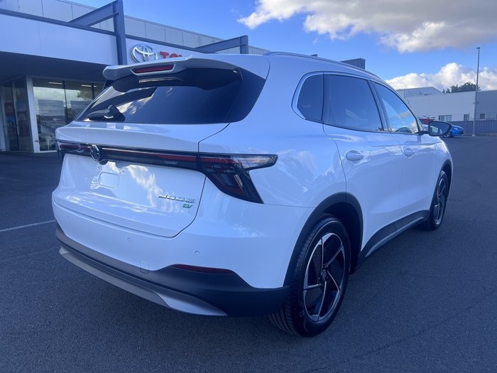 2025 MG MGS5 EV Essence 49