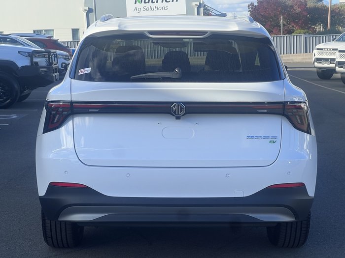 2025 MG MGS5 EV Essence 49