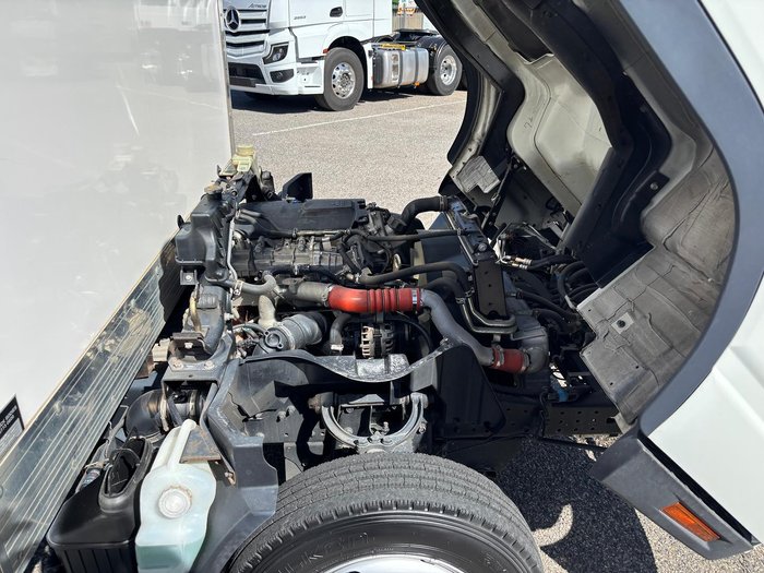 2020 Fuso Canter 515 White