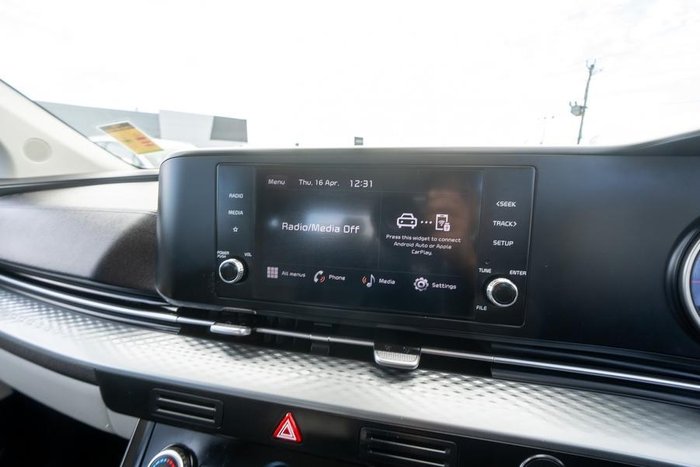 2023 Kia Carnival S