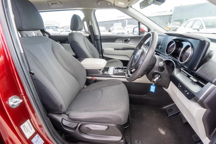 2023 Kia Carnival S