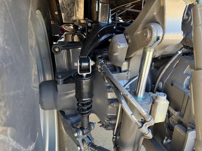 2018 Massey Ferguson 7715 S Dyna-Vt