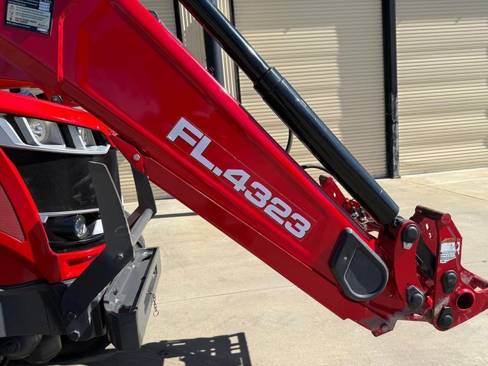 2018 Massey Ferguson 7715 S Dyna-Vt