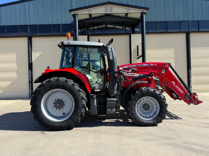 2018 Massey Ferguson 7715 S Dyna-Vt