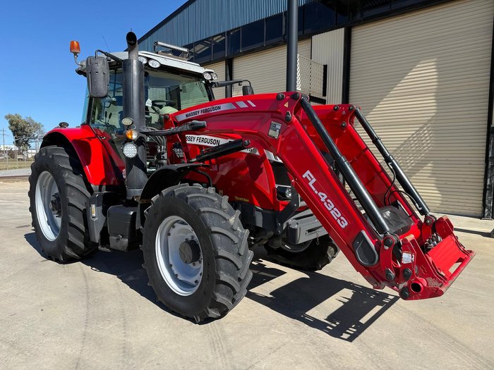 2018 Massey Ferguson 7715 S Dyna-Vt