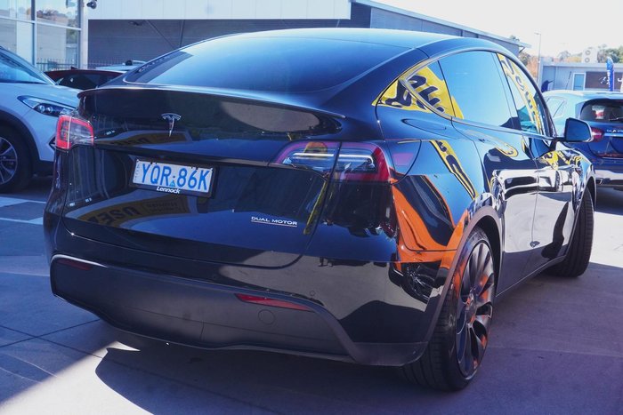 2023 Tesla Model Y Performance