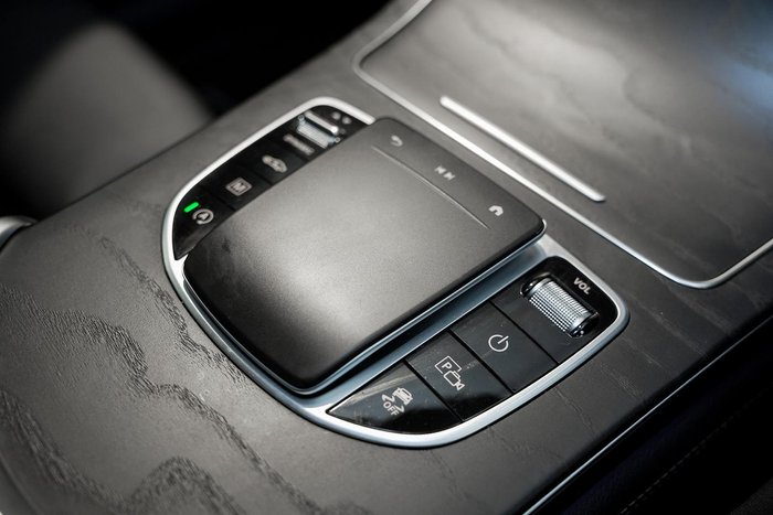 2020 Mercedes-Benz GLC-Class GLC300