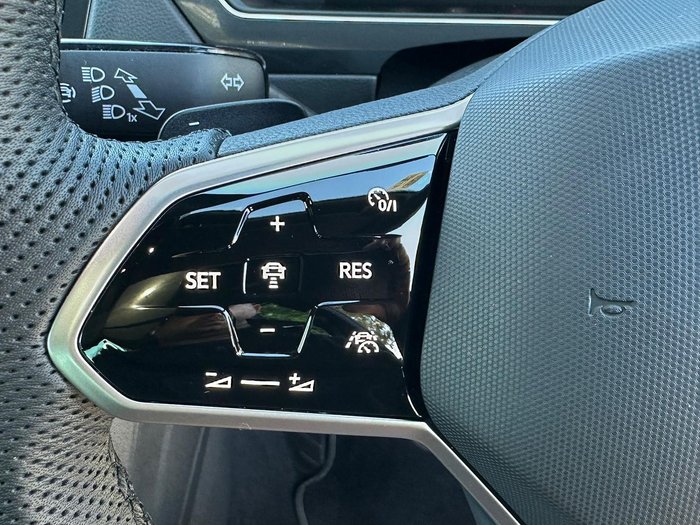 2021 Volkswagen Tiguan 162TSI R-Line