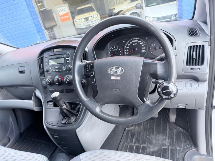 2010 Hyundai iLoad TQ-V Ceramic White