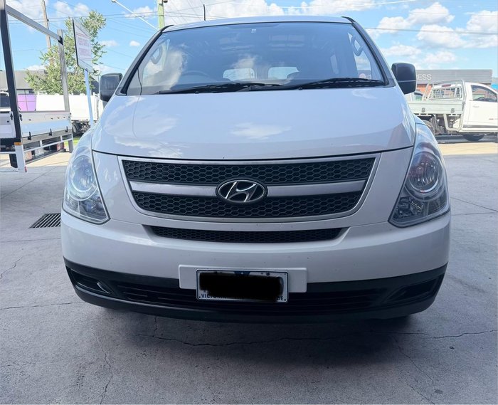 2010 Hyundai iLoad TQ-V Ceramic White