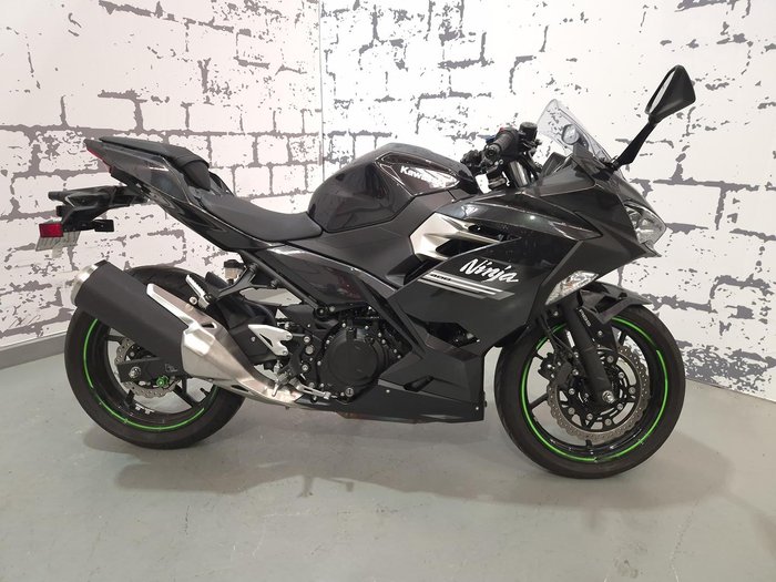 2021 Kawasaki Ninja 400 (EX400G) Ninja Black