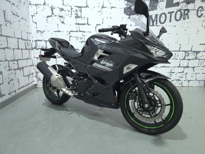 2021 Kawasaki Ninja 400 (EX400G) Ninja Black