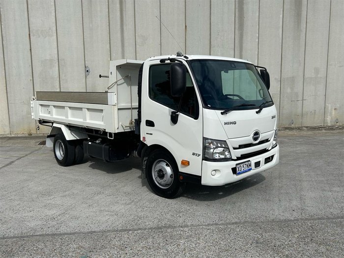 2023 Hino 300 Series 921
