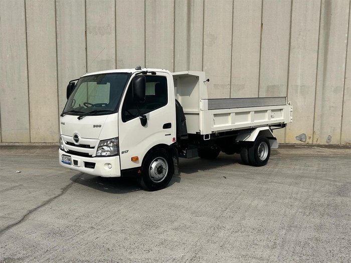 2023 Hino 300 Series