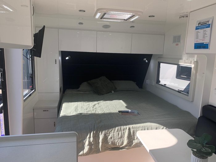 2026 Urban Caravans Track Family 23'6 Double Bunk Double Door