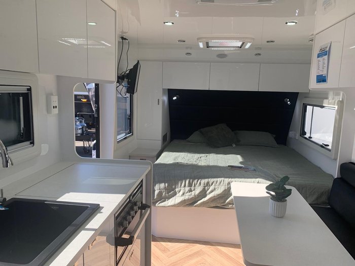 2026 Urban Caravans Track Family 23'6 Double Bunk Double Door