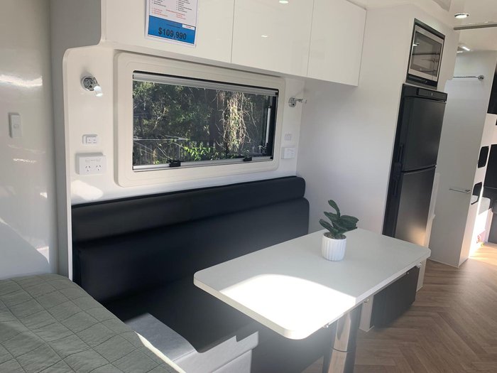 2026 Urban Caravans Track Family 23'6 Double Bunk Double Door
