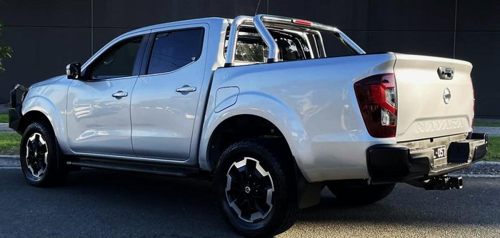 2022 Nissan Navara ST-X
