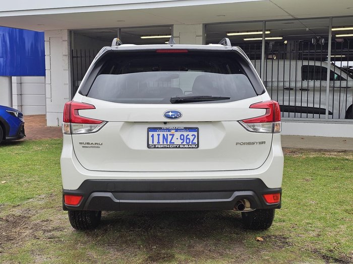 2025 Subaru Forester 2.5i S5 MY24 AWD Crystal White