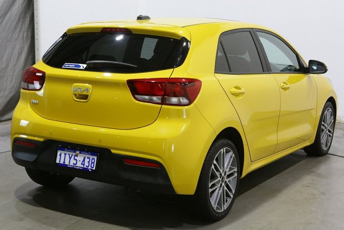 2022 Kia Rio SX