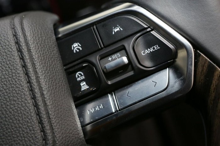 2025 Toyota Landcruiser VX