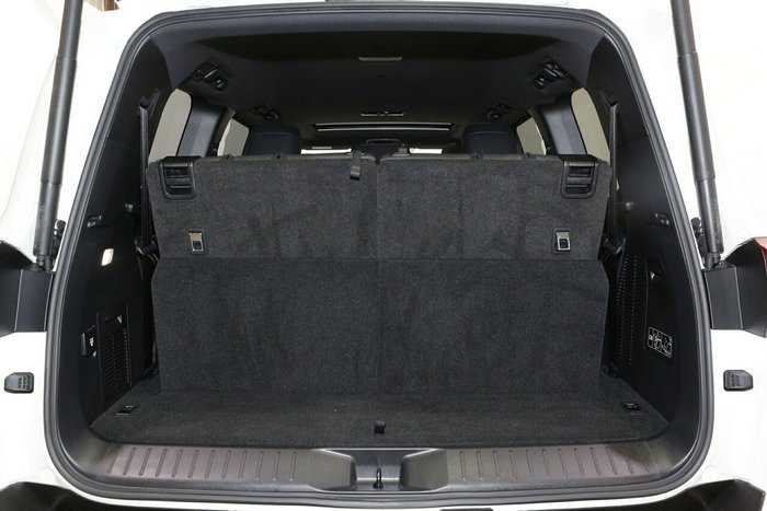 2025 Toyota Landcruiser VX
