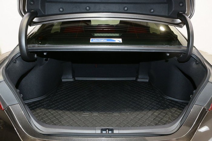 2024 Toyota Camry SX