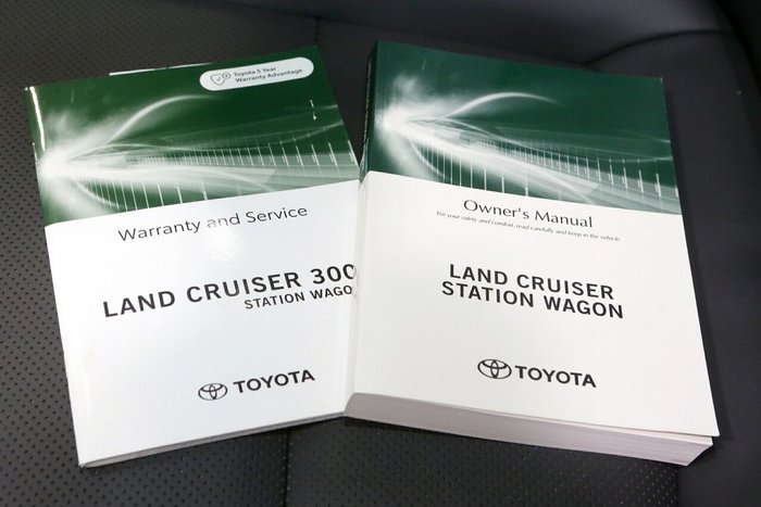 2025 Toyota Landcruiser VX