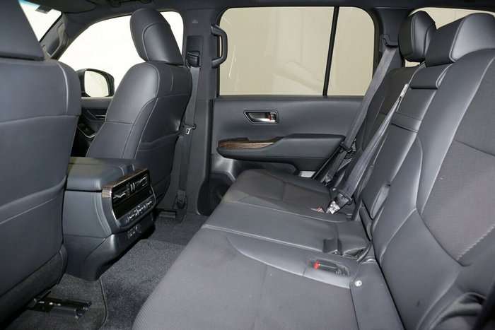 2025 Toyota Landcruiser VX