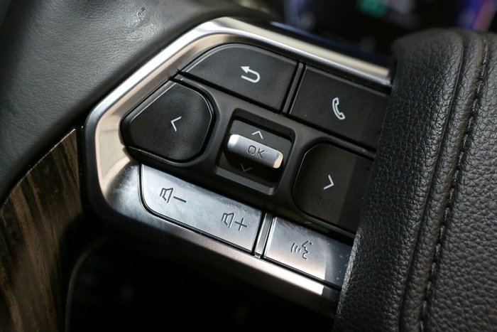 2025 Toyota Landcruiser VX