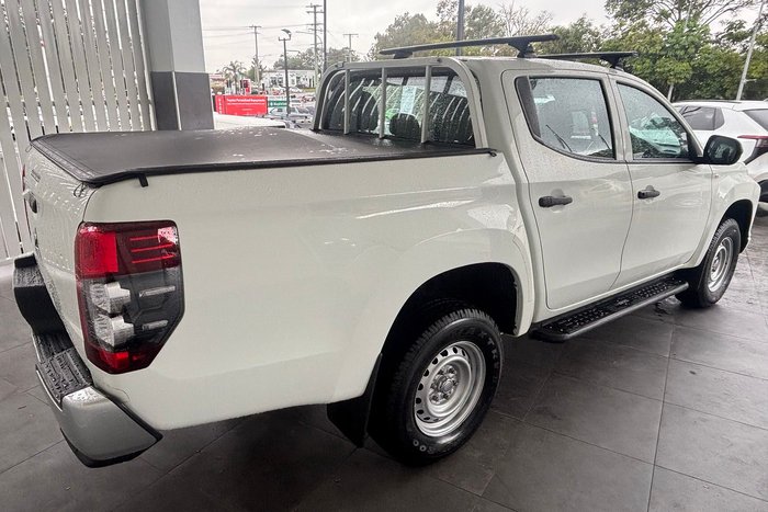 2021 Mitsubishi Triton GLX