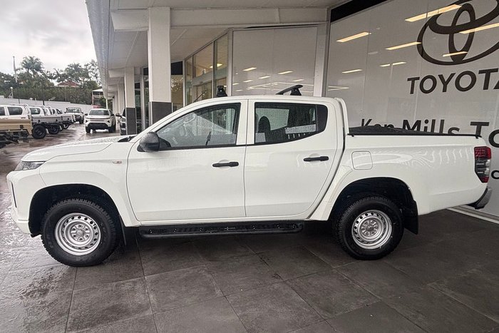 2021 Mitsubishi Triton GLX