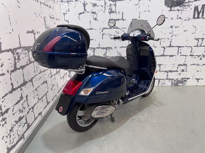2014 Vespa GTS 250ie GTS Blue