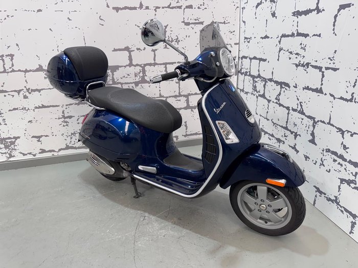 2014 Vespa GTS 250ie GTS Blue