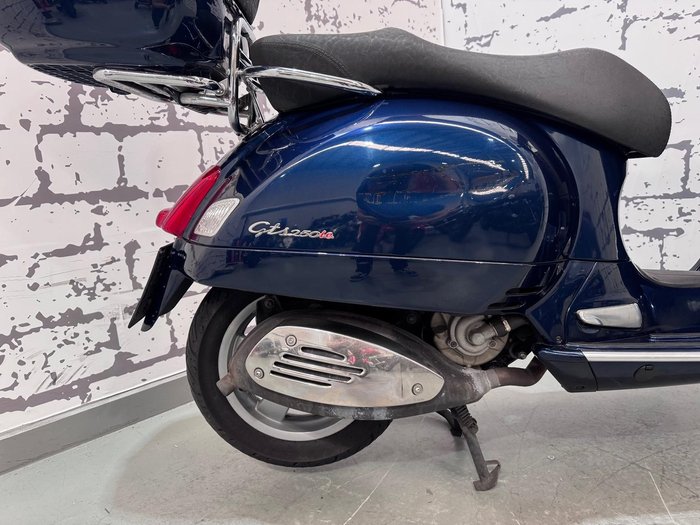 2014 Vespa GTS 250ie GTS Blue