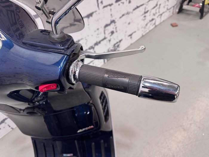2014 Vespa GTS 250ie GTS Blue