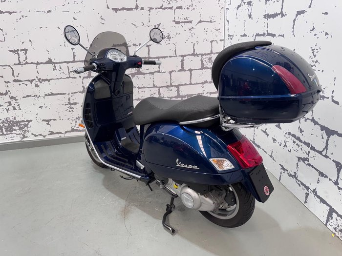 2014 Vespa GTS 250ie GTS Blue