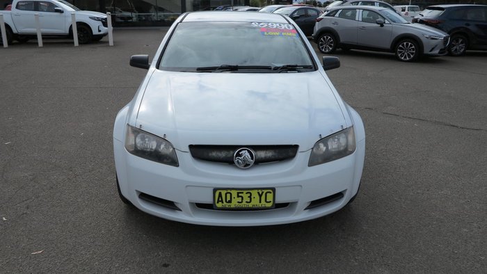 2007 Holden Commodore Omega VE Heron White