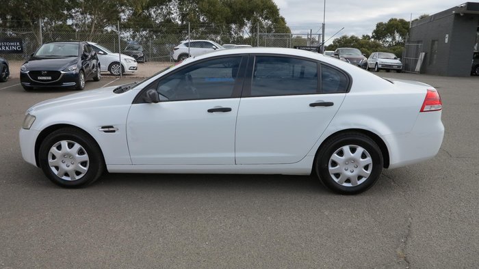 2007 Holden Commodore Omega VE Heron White