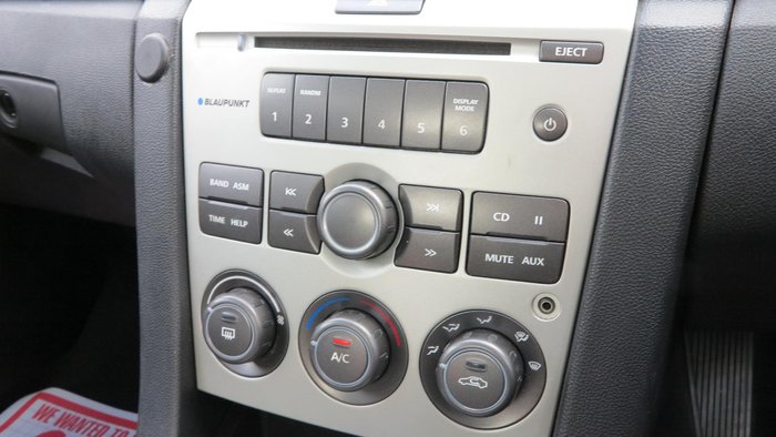 2007 Holden Commodore Omega VE Heron White